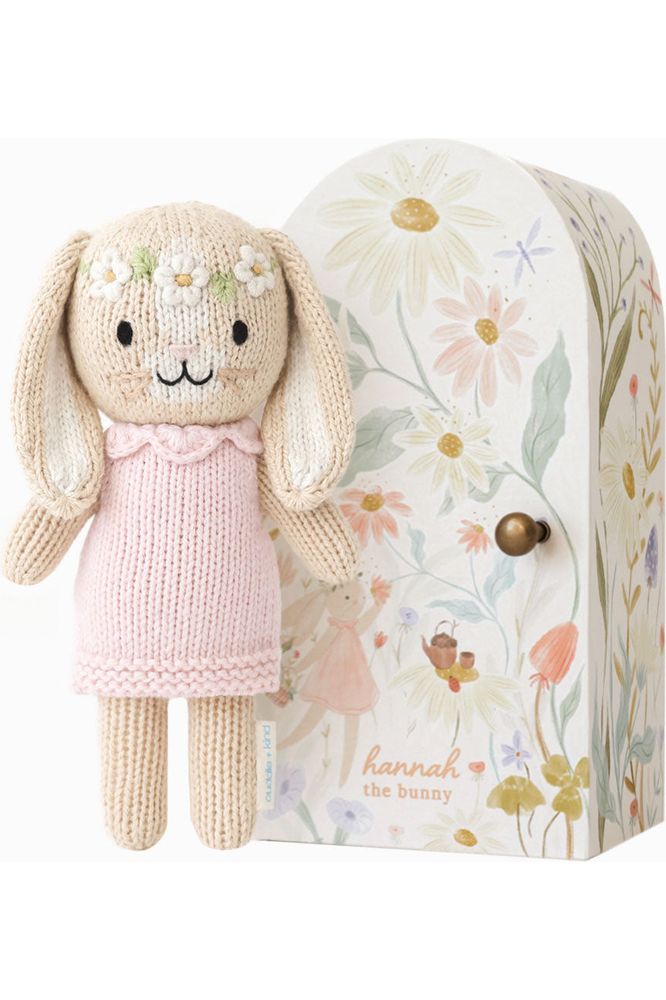 Tiny Hannah the bunny (blush)
