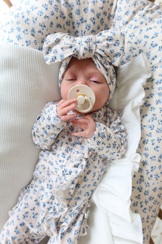 Blooming Blues Double Knot Bow