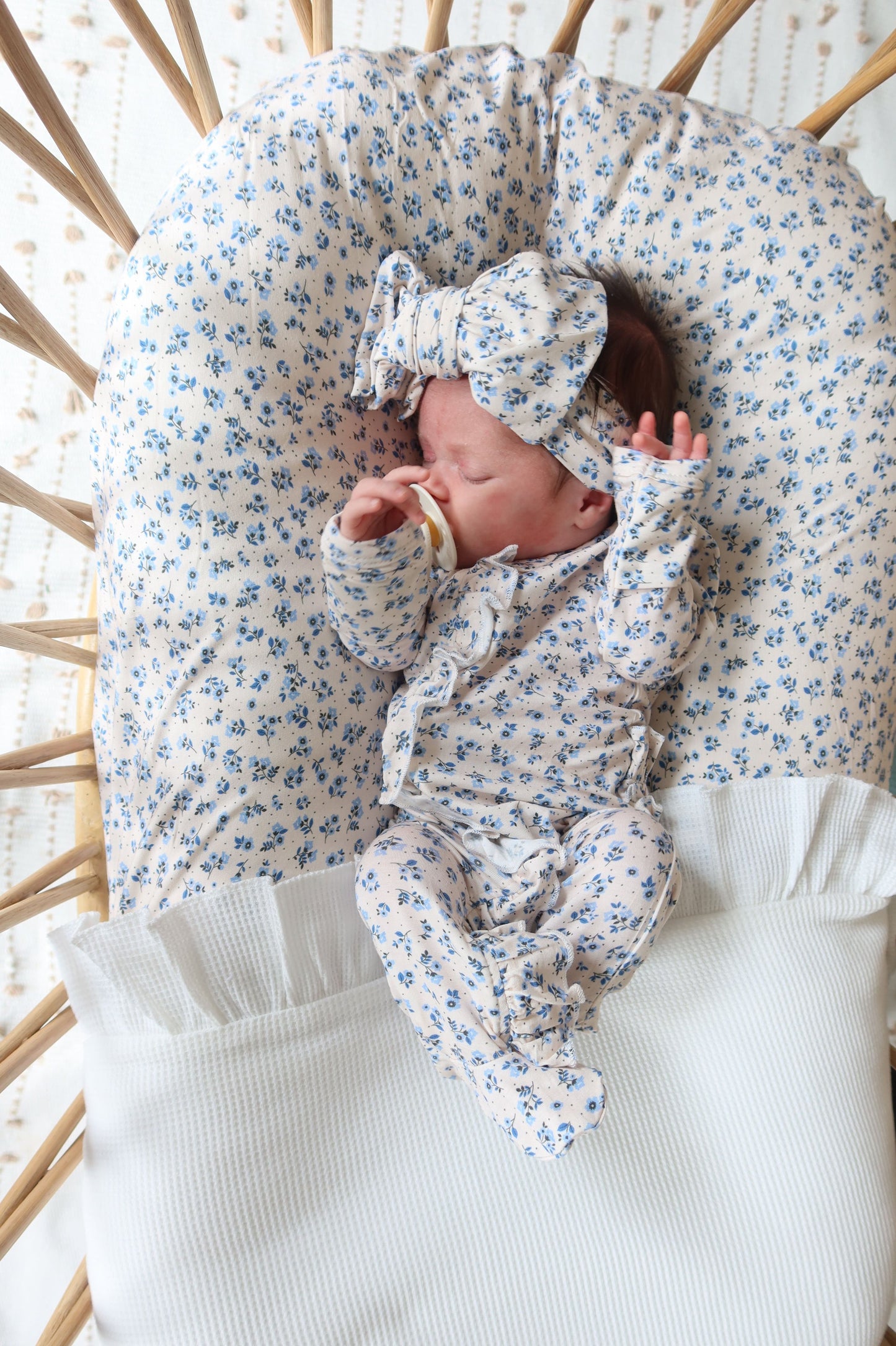 Blooming Blues Double Knot Bow