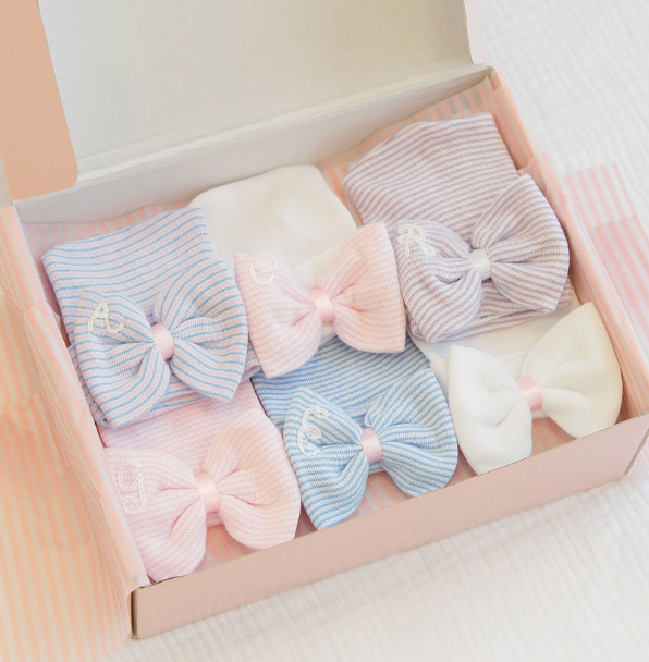Hand Sitcthed Newborn Bow Hats