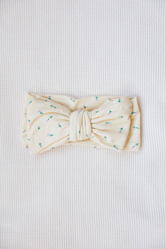 Pretty Petals Double Knot Bow
