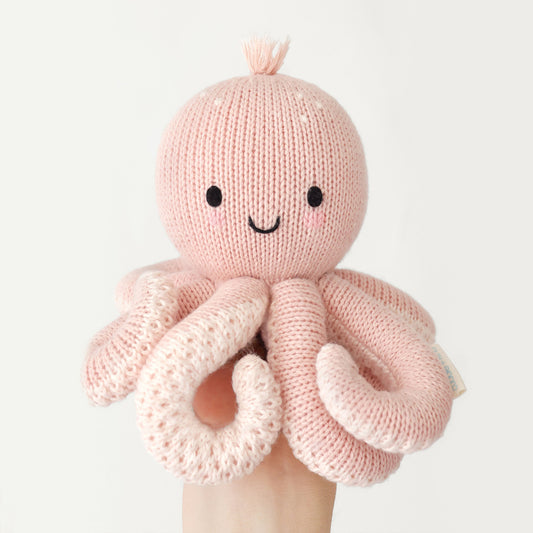 Baby octopus (soft coral pink)
