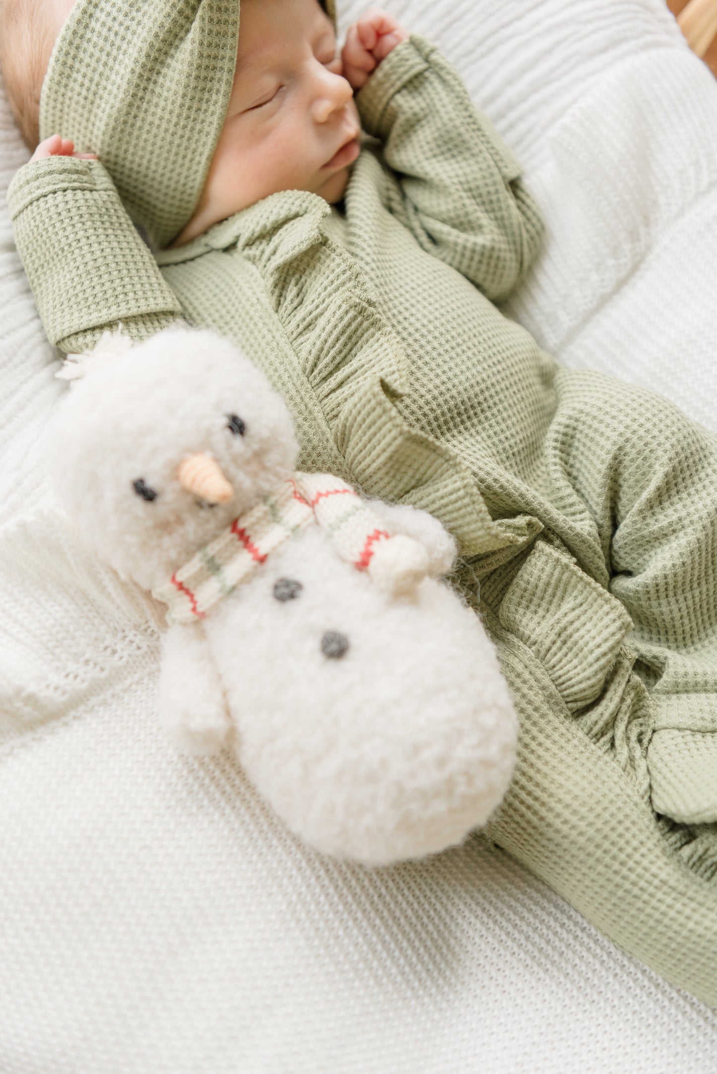 Organic Waffle Knit Ruffled Footie With Bow - Holiday