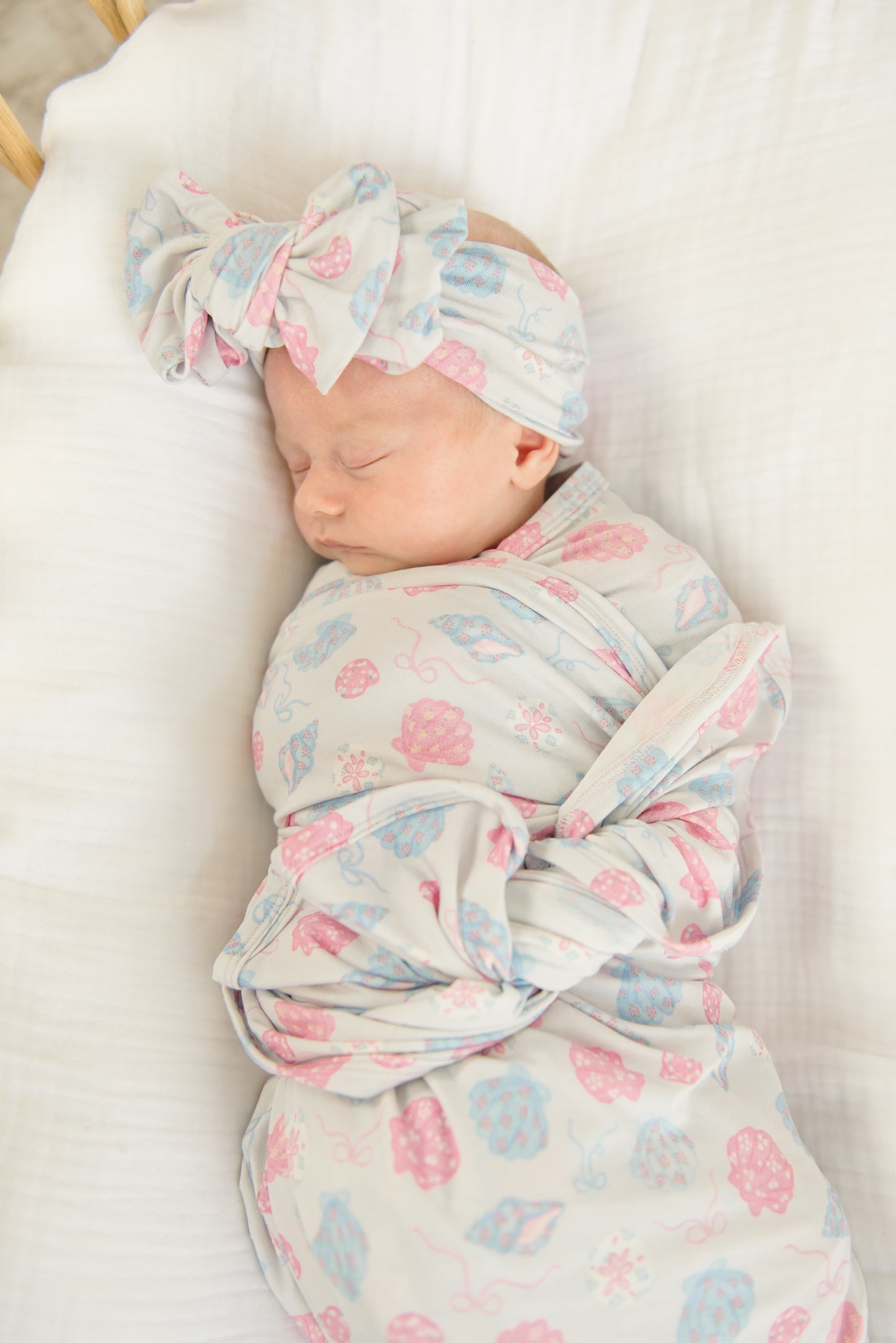 Shells Of Summer Double Knot Bow