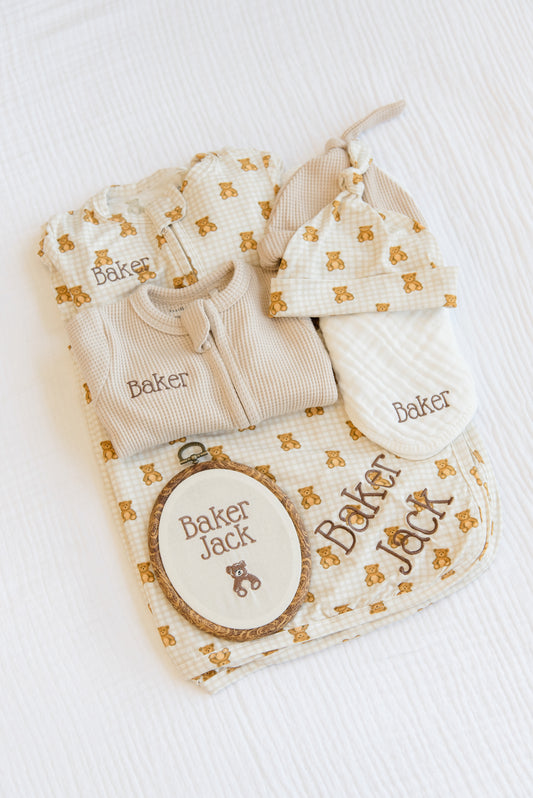 Personalized Baby Gift Set | Organic & Bamboo Bear-y Cute Gift Set