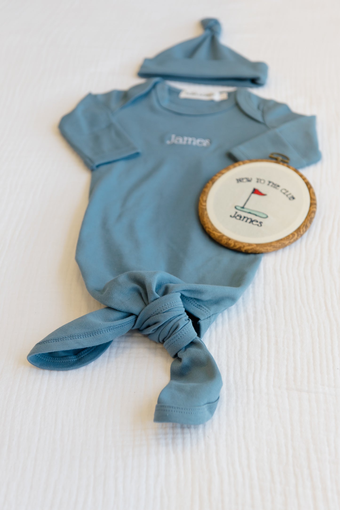 Personalized Golf Baby Gift Set | Knotted Gown, Hat & Embroidered Linen Name Plate