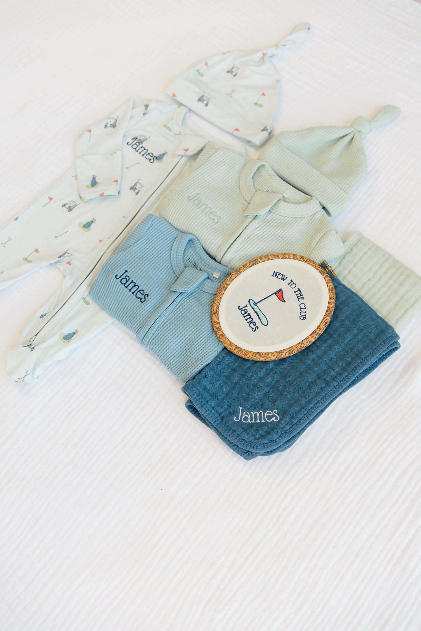 Personalized Golf Baby Gift Set | Little Putter Bamboo & Organic Waffle Knit Newborn Set