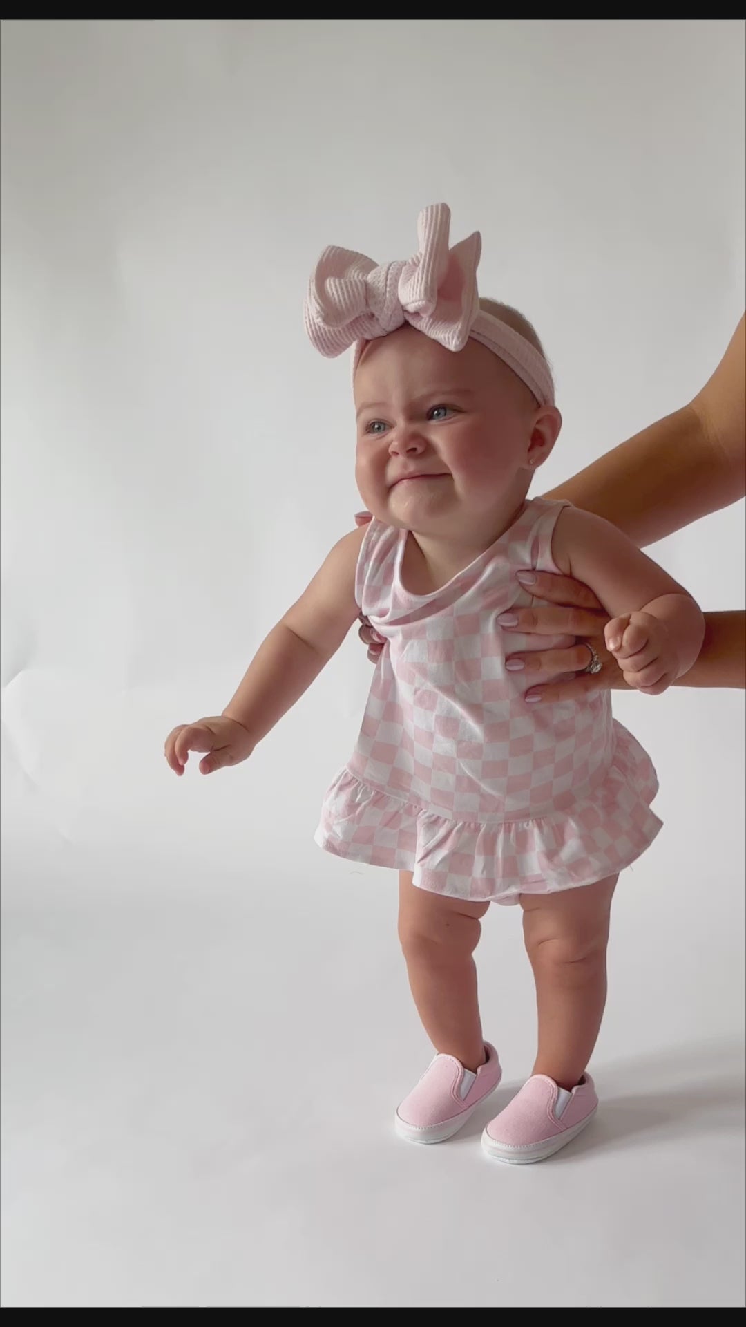 organic-cotton-checkered-baby-girl-set-1