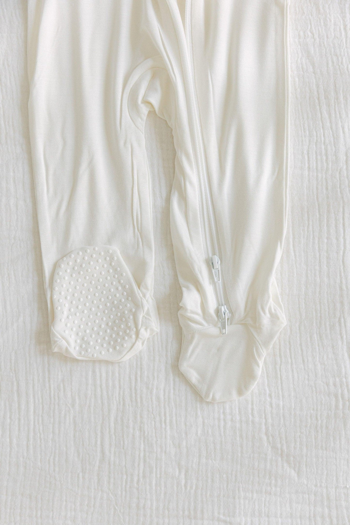 Bamboo Footie with Zipper - BellaBerryDesigns